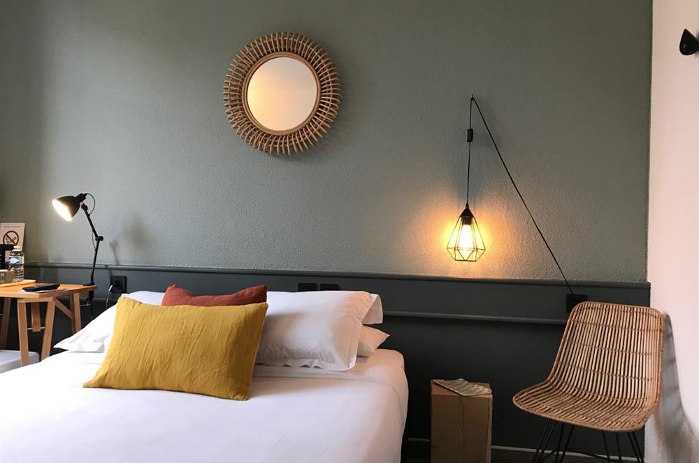 chambre classique hotel de France Saint Pol